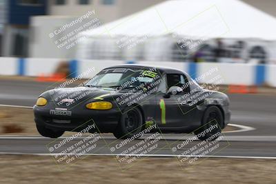 media/Nov-16-2025-CalClub SCCA (Sun) [[2975c16dfc]]/Group 4/Turn 1/